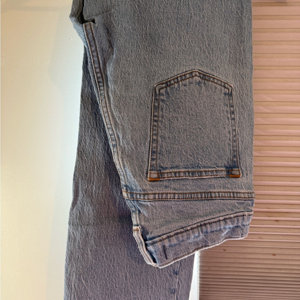 Abercrombie & Fitch ‘The Straight Mid Rise’